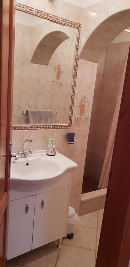 Apartmani Citrus Novigrad Filipac Bagian luar foto